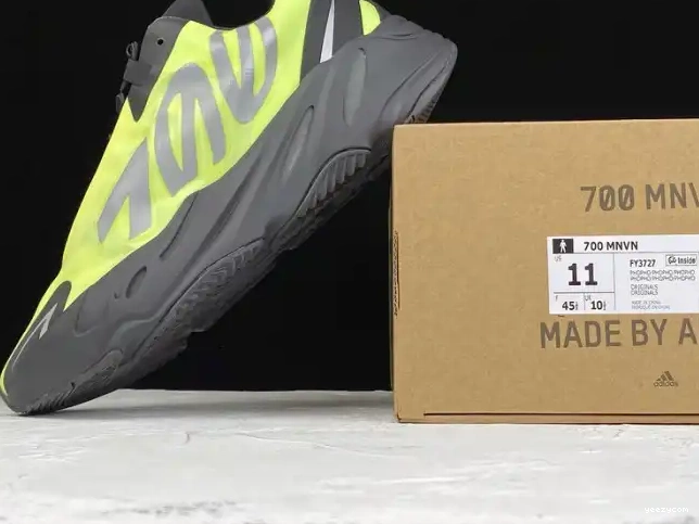 Yeezy 700 Adidas Boost FY3727 Phosphor MNVN 0524